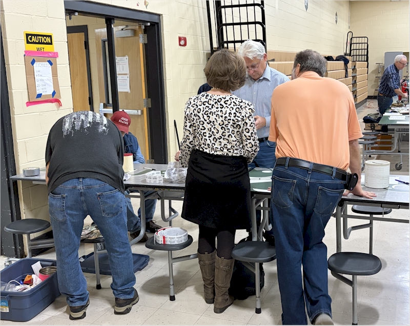 The Gimme-Your-Money crew (flip side)